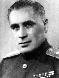 78859655_large_pawelsudoplatow1-229x300